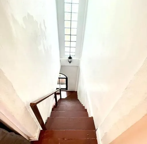 Private House With Pagoda View, Near Grand Palace Bangkok