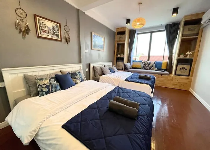 Private House With Pagoda View, Near Grand Palace Bangkok